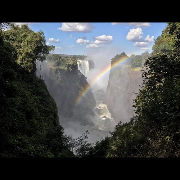 Meet your Posher, Wanda ☀️Posh Ambassado🌟 - Picture 1 of 1